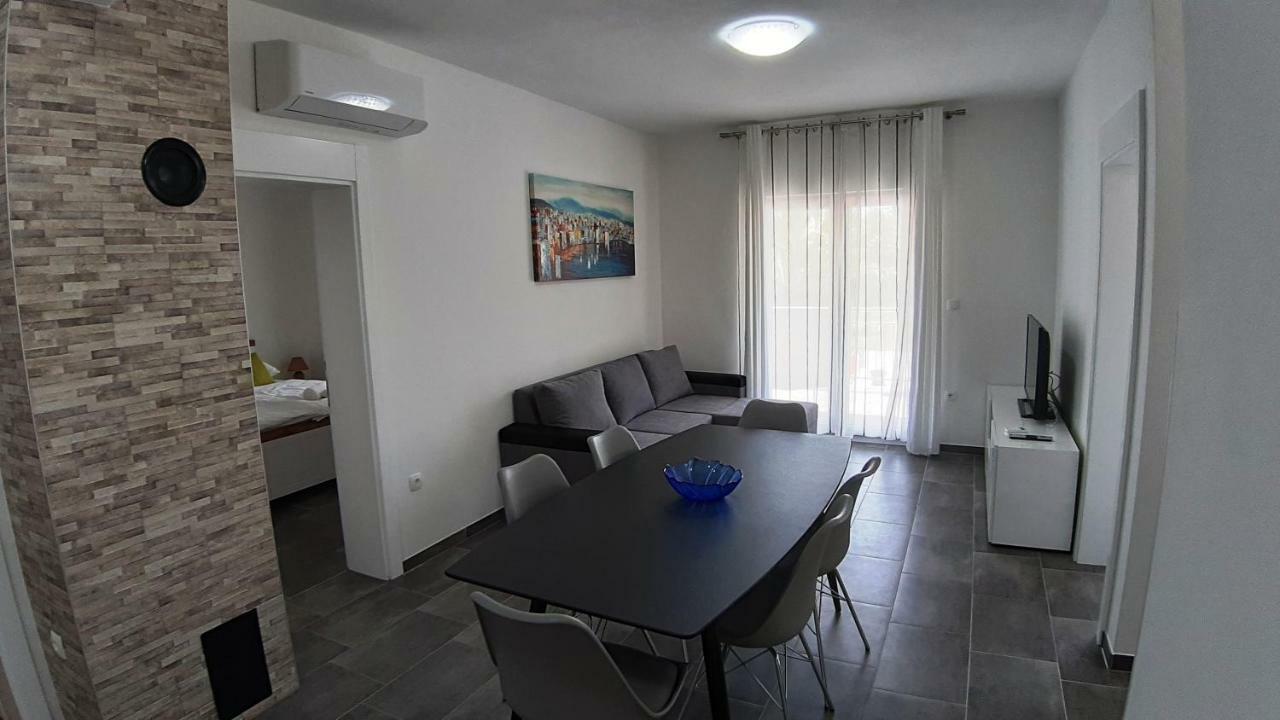 Apartmán Relax Starigrad Paklenica Exteriér fotografie
