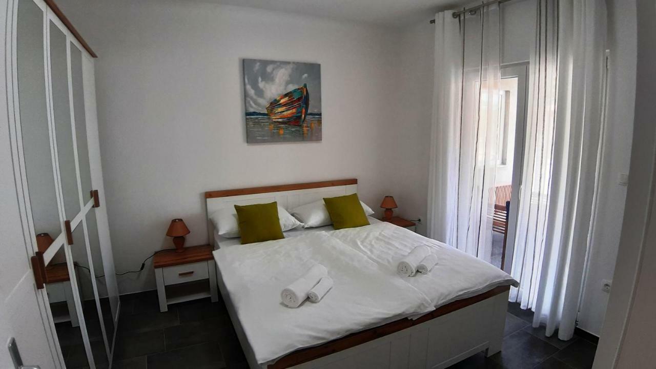 Apartmán Relax Starigrad Paklenica Exteriér fotografie