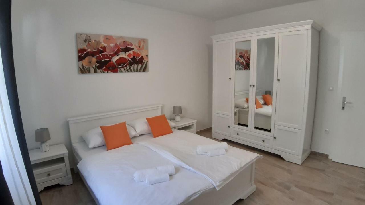 Apartmán Relax Starigrad Paklenica Exteriér fotografie