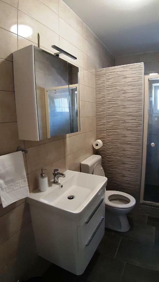 Apartmán Relax Starigrad Paklenica Exteriér fotografie