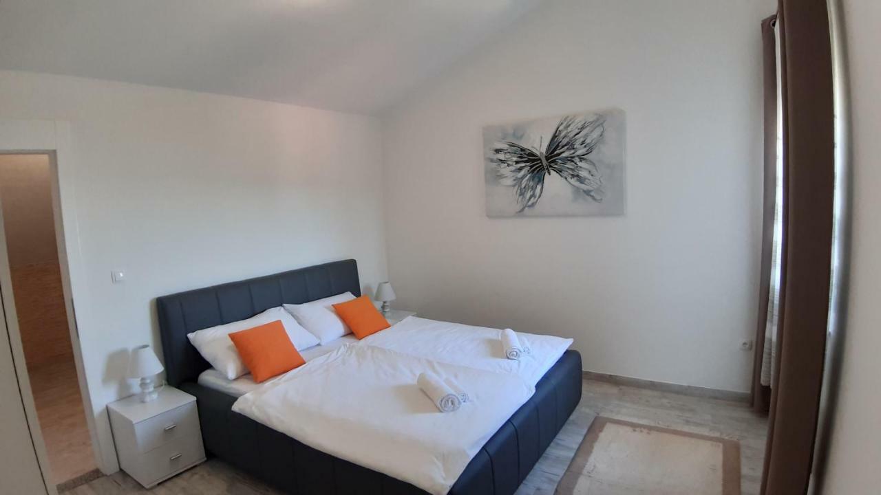Apartmán Relax Starigrad Paklenica Exteriér fotografie